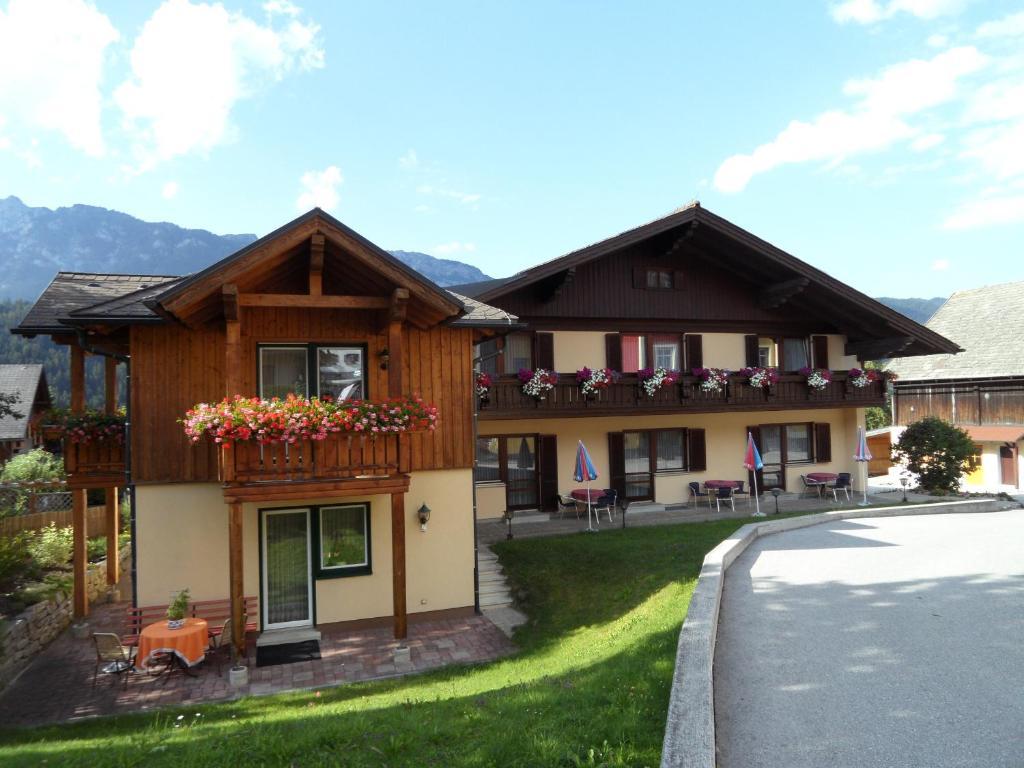 Hotel Gasthof Stenitzer Haus im Ennstal Εξωτερικό φωτογραφία